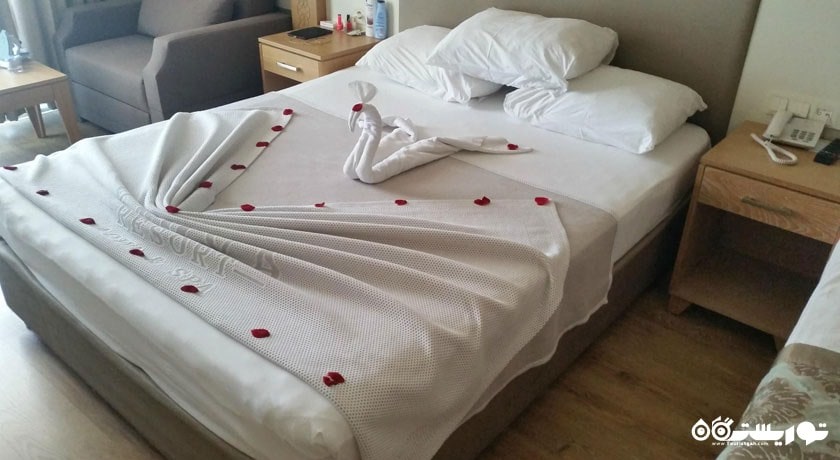 تخت بزرگ اتاق استاندارد